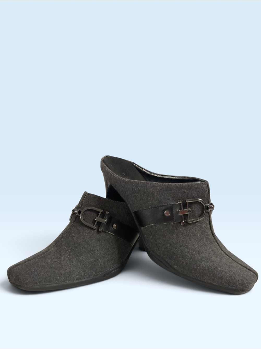 AEROSOLES "Cinfluence" Charcoal Felt Slip-On Mule w/Buckle Strap Women's Size 9M